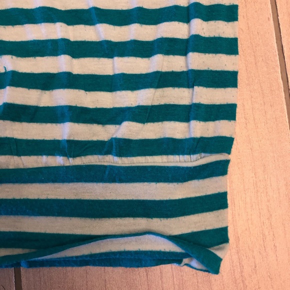 ✅ Striped plus size top - Picture 2 of 7